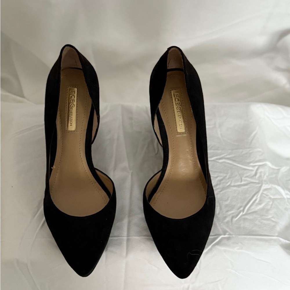 BCBGeneration Black Heels with Textured Pointed Toe